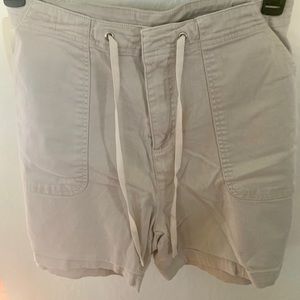 Size 18 Cherokee shorts. Really nice condition!